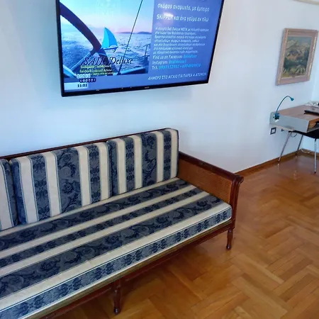 Apartment Waterfront With Sea View Helexpo No01